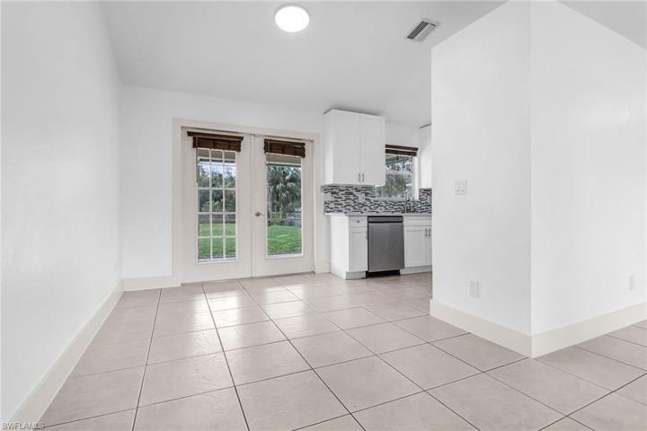 1031  19th SW ST, NAPLES, FL 34117