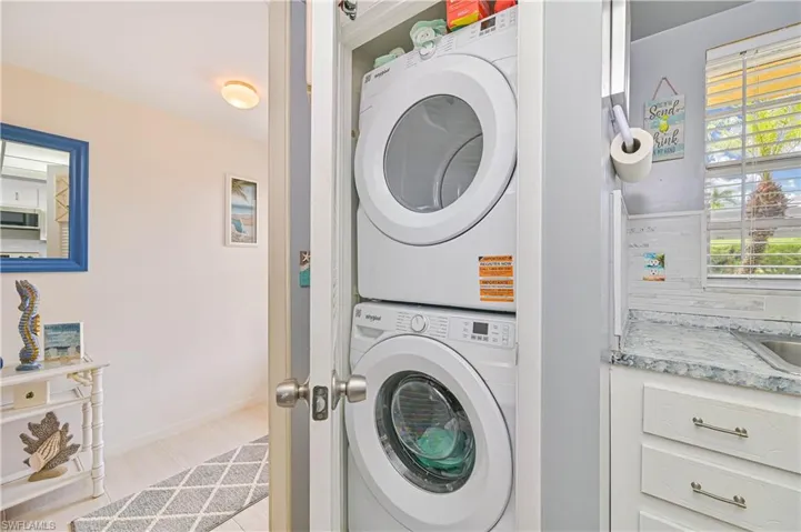 351 Charlemagne Blvd 105a, Naples, Florida 34112