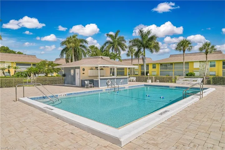 351 Charlemagne Blvd 105a, Naples, Florida 34112