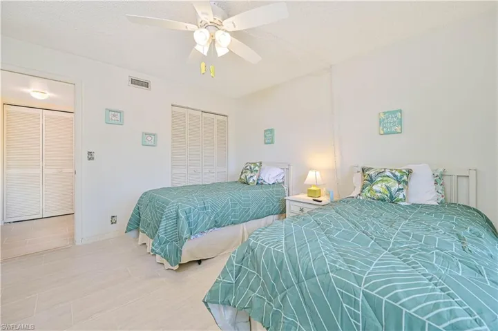 351 Charlemagne Blvd 105a, Naples, Florida 34112