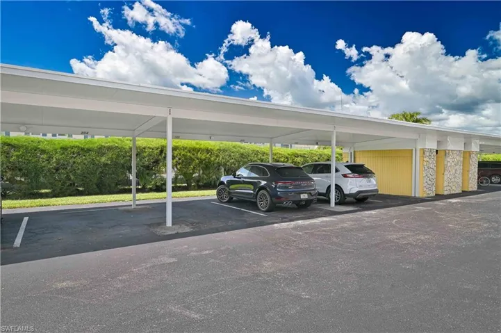 351 Charlemagne Blvd 105a, Naples, Florida 34112