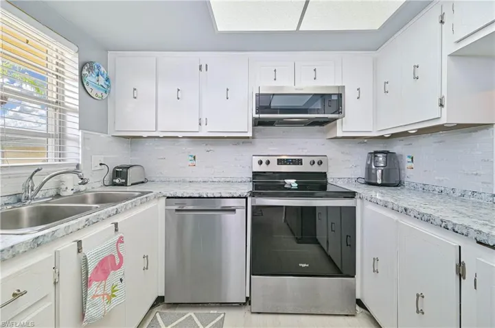 351 Charlemagne Blvd 105a, Naples, Florida 34112