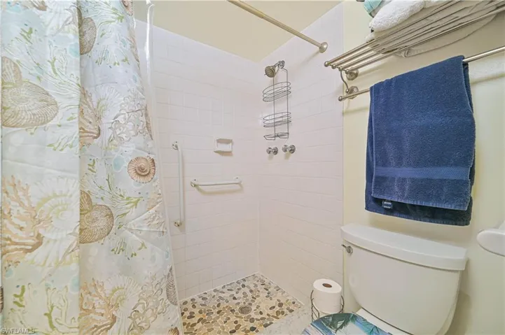 351 Charlemagne Blvd 105a, Naples, Florida 34112