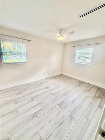 733  Pine Cone  LN, Naples, FL 34104