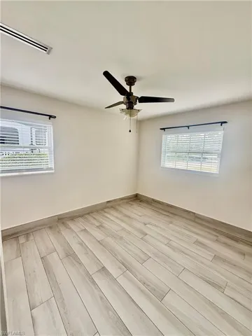 733  Pine Cone  LN, Naples, FL 34104