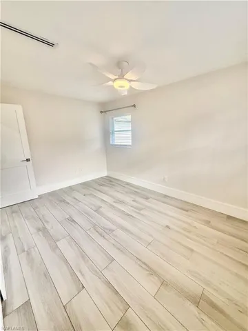 733  Pine Cone  LN, Naples, FL 34104