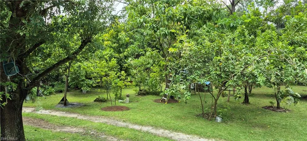2011  Leroy  AVE, Alva, FL 33920