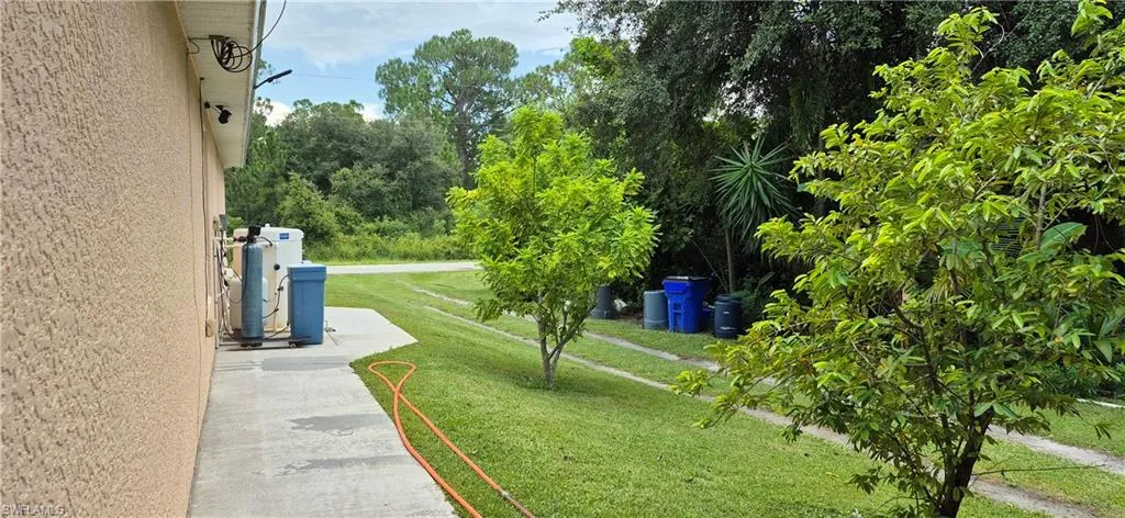2011  Leroy  AVE, Alva, FL 33920