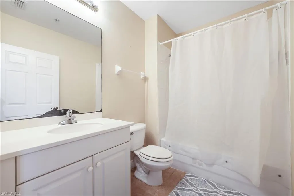 5630 Chelsey LN, Fort Myers, FL 33912,225013655