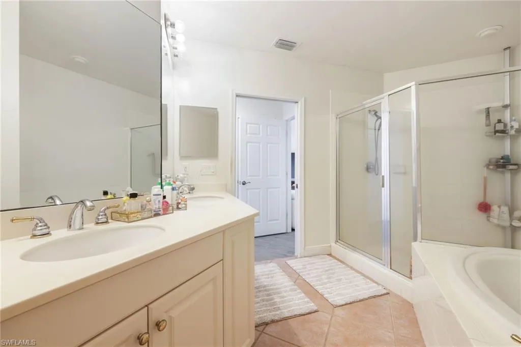 5630 Chelsey LN, Fort Myers, FL 33912,225013655