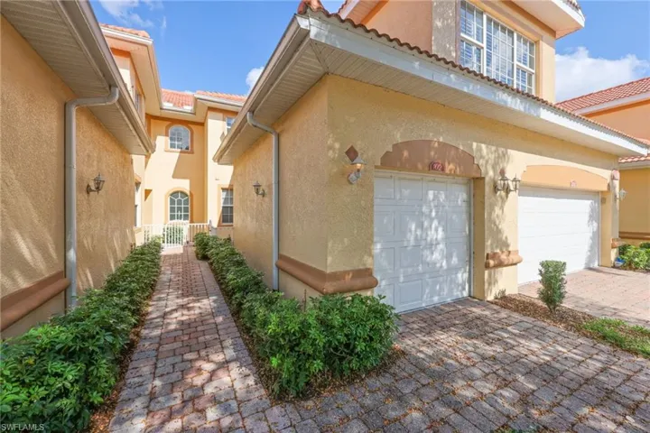 5630 Chelsey LN, Fort Myers, FL 33912,225013655