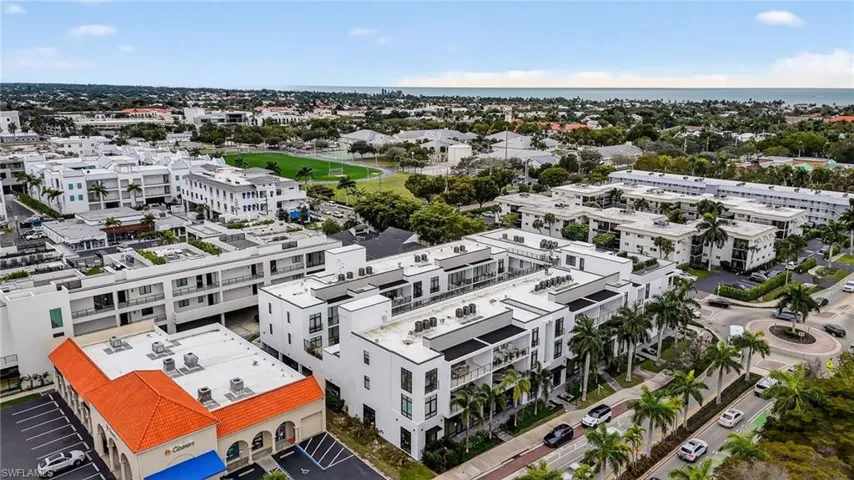 Drone / aerial view of apartment complex / building