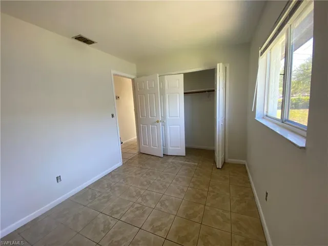 3223 SW Santa Barbara  PL, Cape Coral, FL 33914