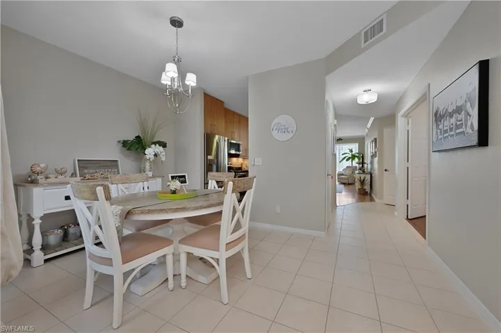 Eat in Kitchen