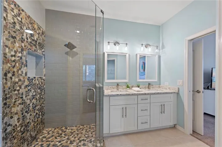 1285 Sweetwater Cv 2106, Naples, Florida 34110