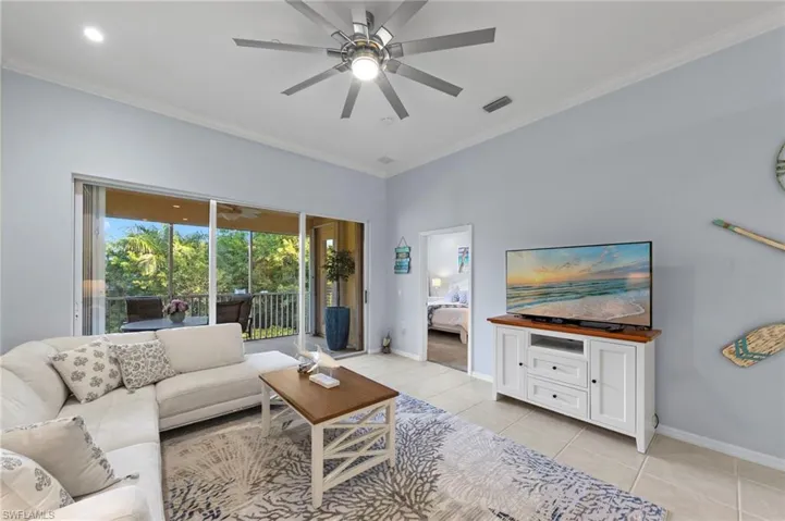 1285 Sweetwater Cv 2106, Naples, Florida 34110