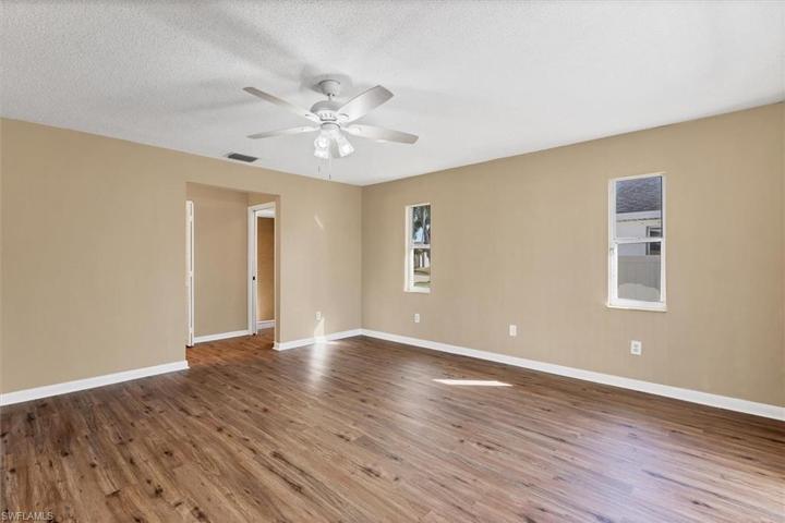 2028 SW 31st TER, CAPE CORAL FL 33914
