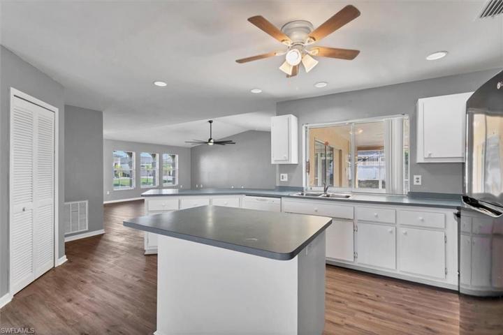 2028 SW 31st TER, CAPE CORAL FL 33914
