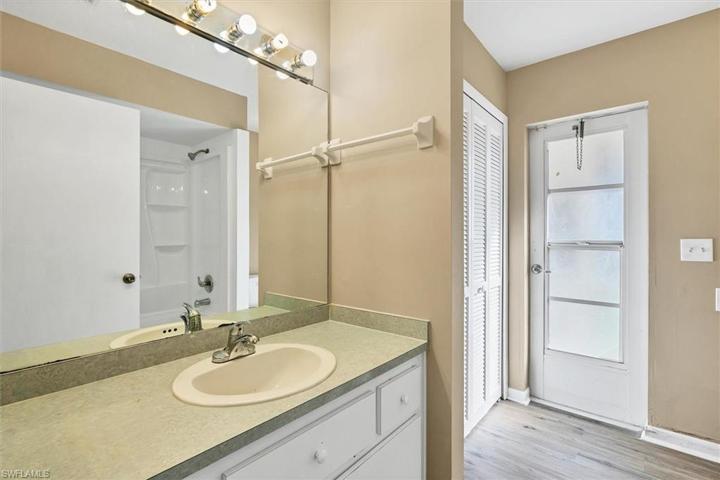 2028 SW 31st TER, CAPE CORAL FL 33914