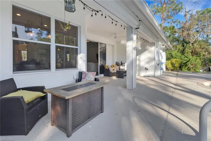 View of patio / terrace with an outdoor living space
