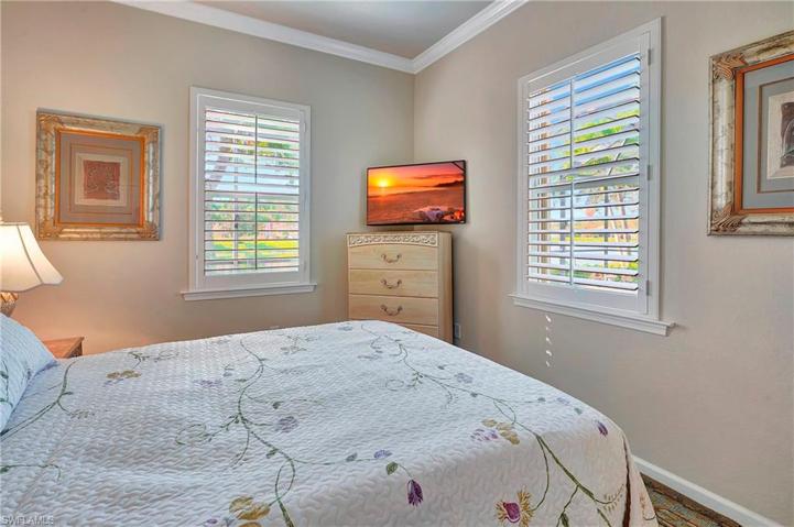Guest bedroom 2