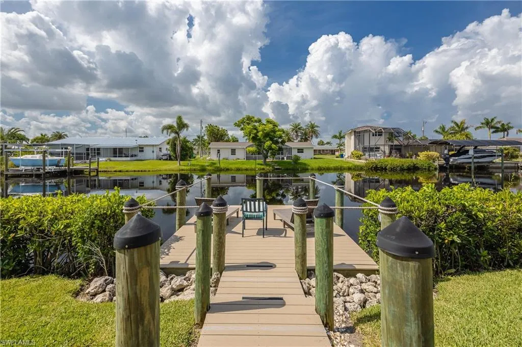 1720 CASCADE WAY, North Fort Myers, FL 33917,224104804