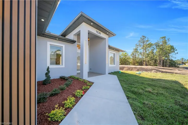 1220 Euclid Ave, Lehigh Acres, Florida 33972