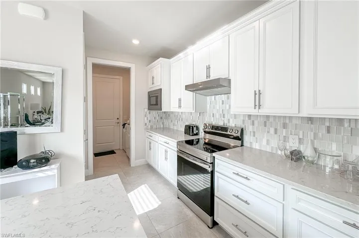 2244  Yellowfin  CIR, Naples, FL 34114