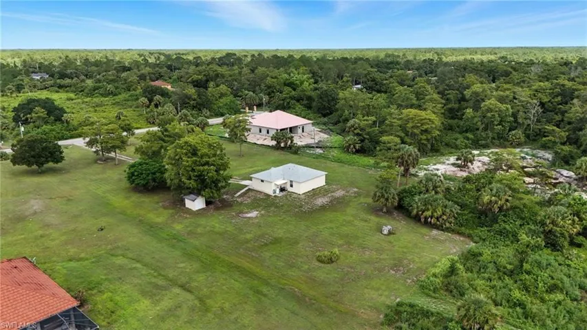 880  4th SE ST, Naples, FL 34117