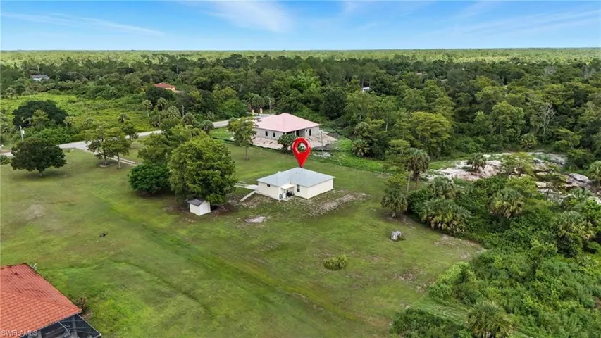 880  4th SE ST, Naples, FL 34117