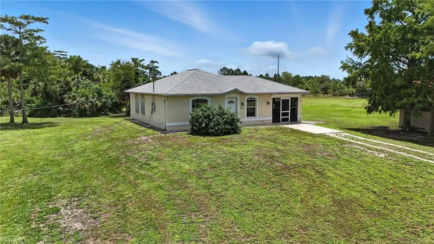 Invest in your future in this growing neighborhood!