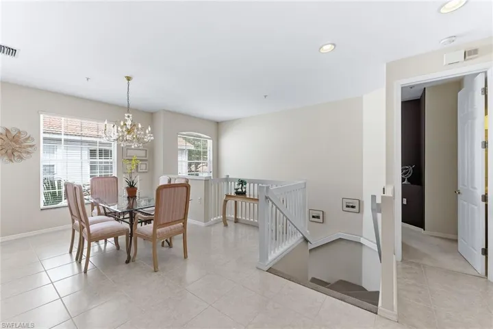 2190 Arielle Dr 901, Naples, Florida 34109