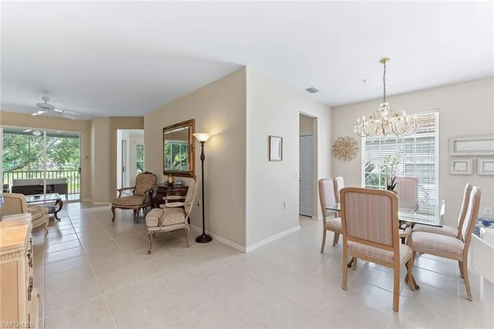 2190 Arielle Dr 901, Naples, Florida 34109