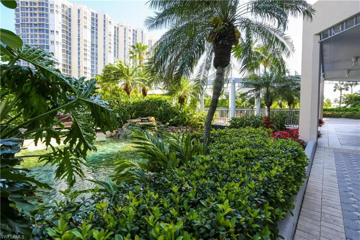 4041  Gulf Shore N BLVD, Naples, FL 34103