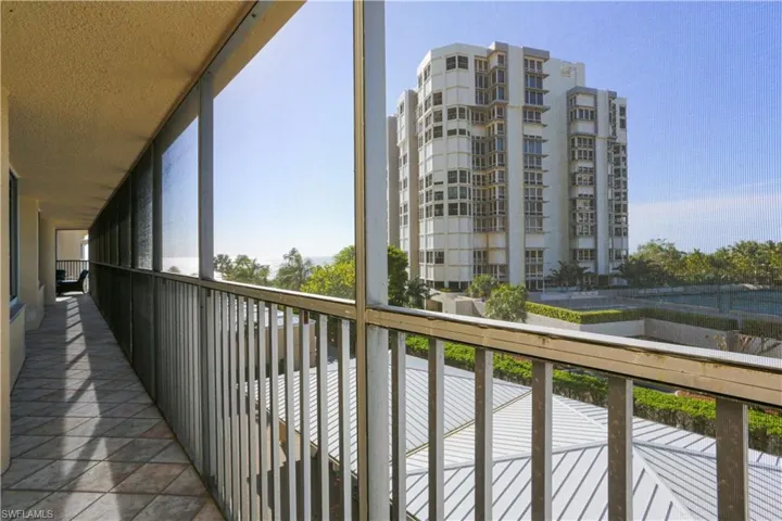 4041  Gulf Shore N BLVD, Naples, FL 34103
