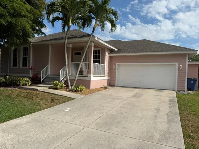 7899 Sandel Wood Cir W, Fort Myers, Florida 33908