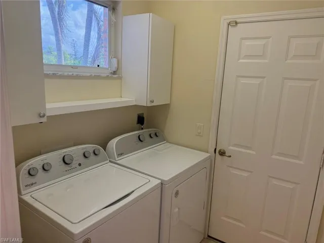 7899 Sandel Wood Cir W, Fort Myers, Florida 33908