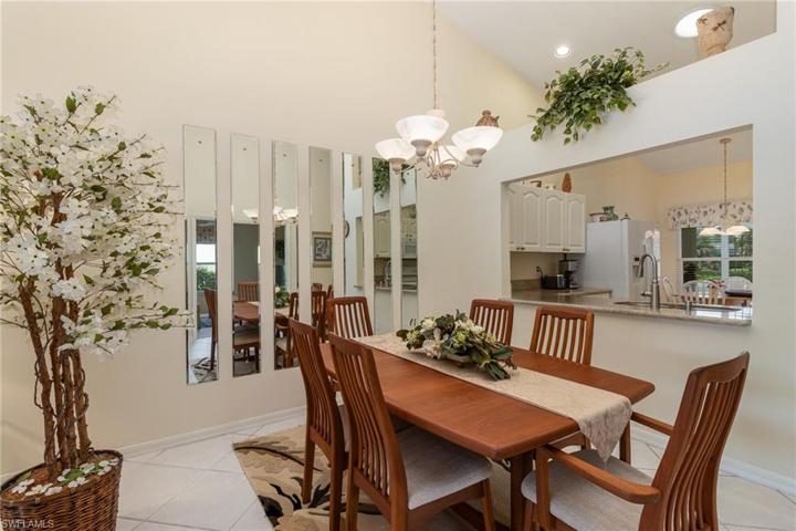 Dining table seats 6