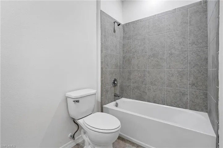 17319 Peregrine Way, Babcock Ranch, Florida 33982