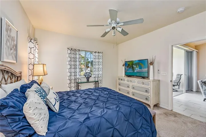 675 Luisa LN # 2, NAPLES FL 34104