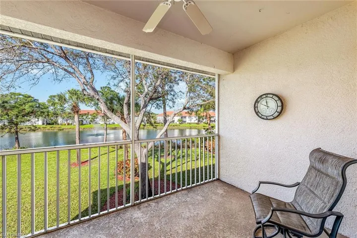 675 Luisa LN # 2, NAPLES FL 34104