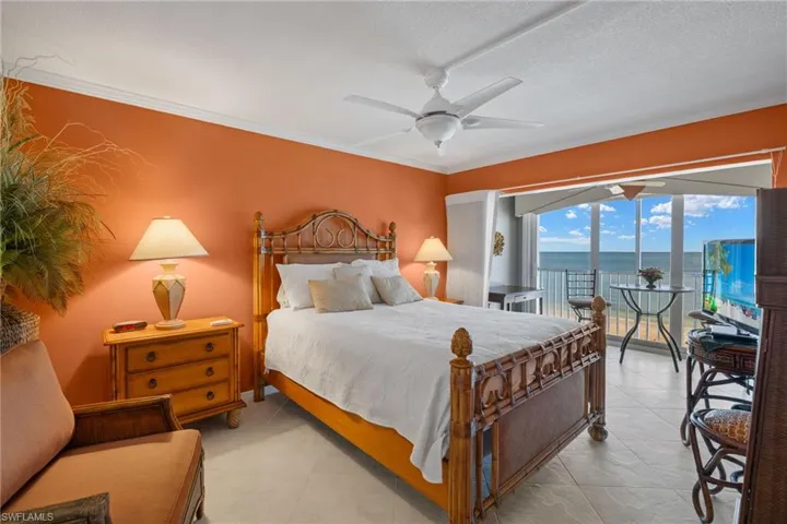 26000  Hickory  BLVD, Bonita Springs, FL 34134