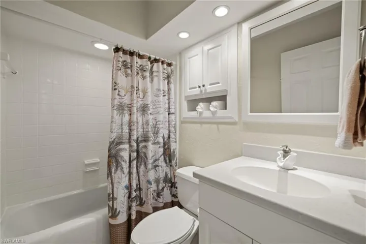 26000  Hickory  BLVD, Bonita Springs, FL 34134