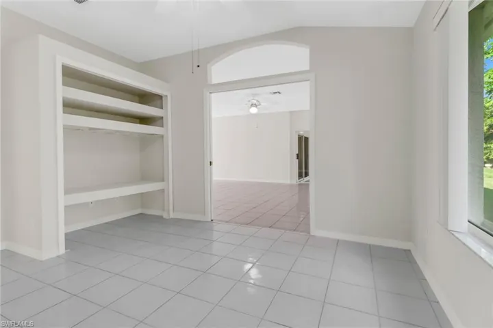 3rd bedroom/den