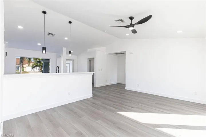 1230 13th Ave, Cape Coral, Florida 33993