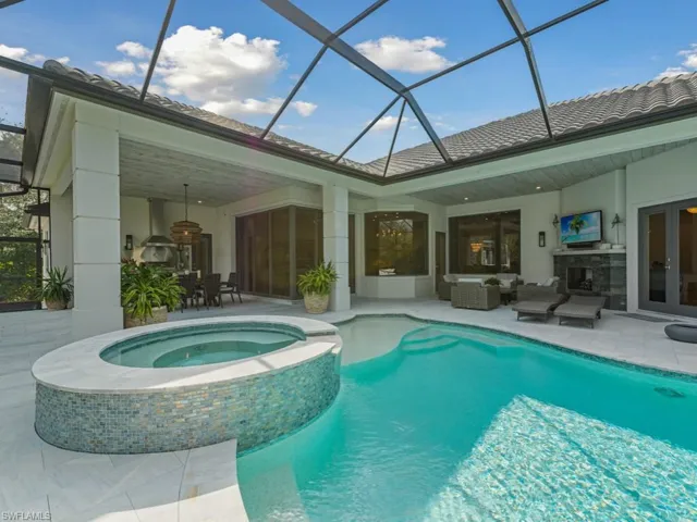 Screened Pool and Spa