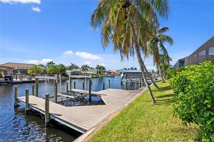 2206 Sw 51st St, Cape Coral, Florida 33914