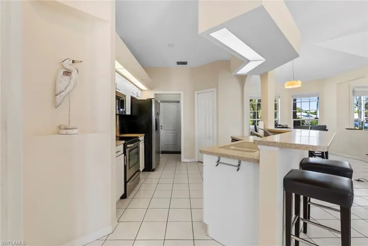 2206 Sw 51st St, Cape Coral, Florida 33914