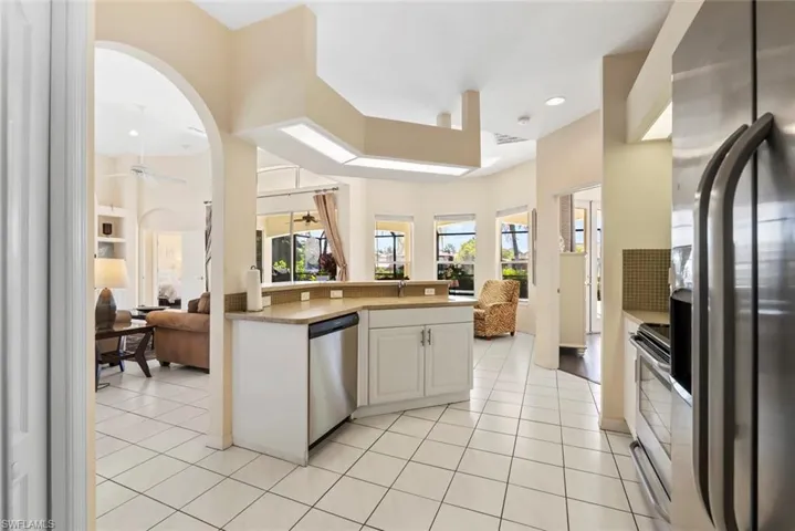 2206 Sw 51st St, Cape Coral, Florida 33914