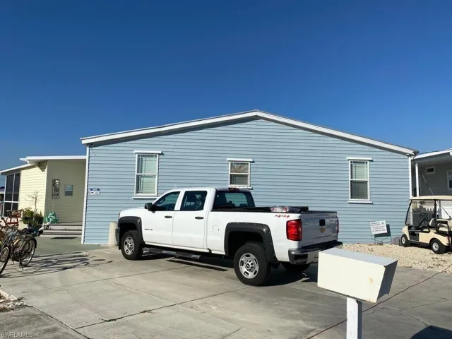 View of side of property